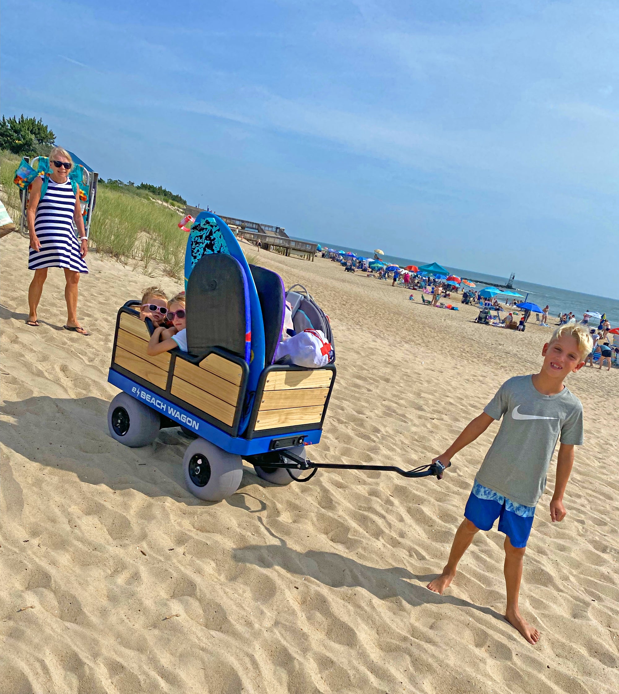 e-Beach Wagon, great for grandparents and kids!