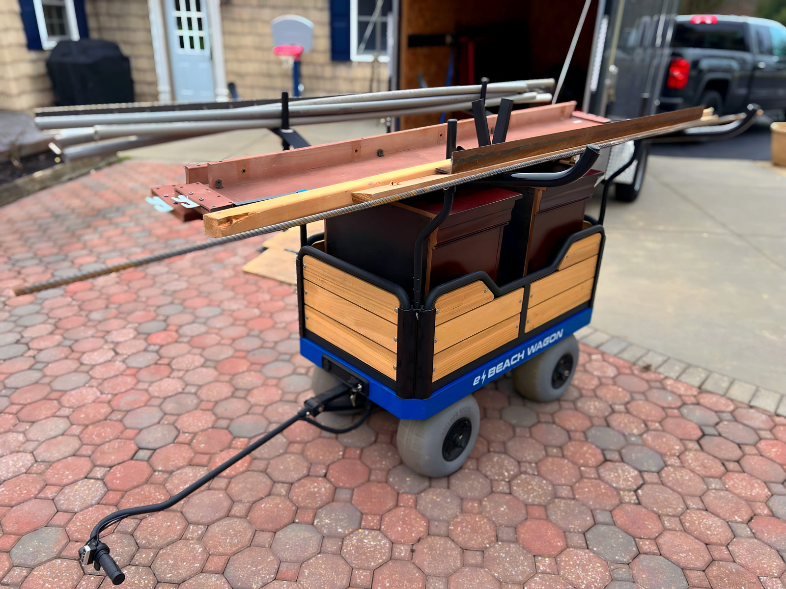 e-Beach Wagon loaded with furniture and garage supplies